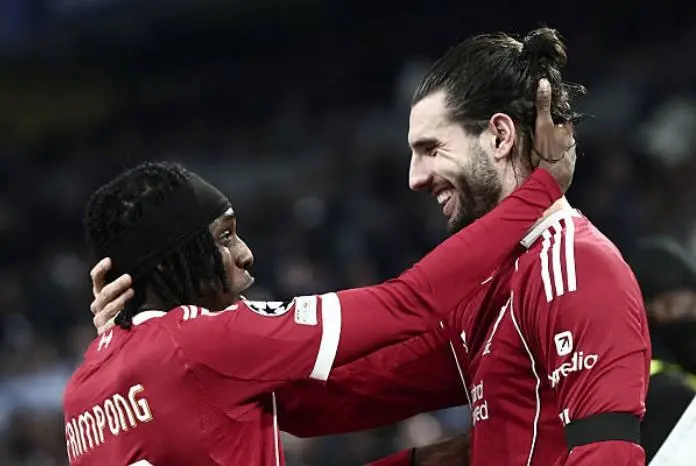 九游体育官网-任意球破门，索博代表利物浦连续5场欧冠比赛都有进球参与