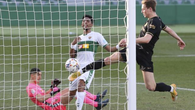 九游体育APP-疲惫巴萨客场5连胜，德容登贝莱已成球队新领袖